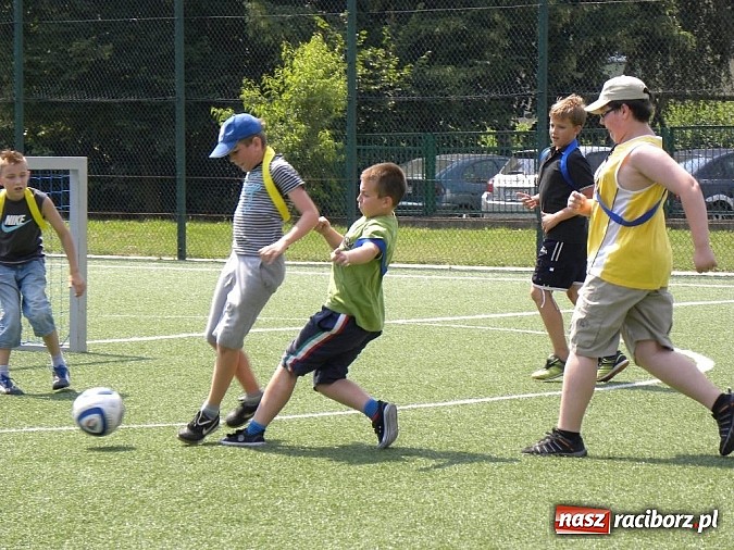 Zdjęcie w galerii na portalu naszraciborz.pl: Biblioteczny mundial zbliża się do końca wiadomości z regionu