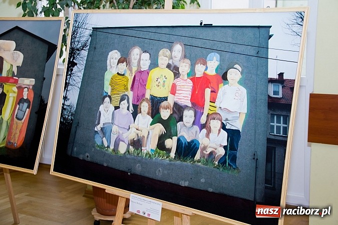 Zdjęcie w galerii na portalu naszraciborz.pl: Absolwenci edukacji artystycznej pokazali swoje prace wiadomości z regionu