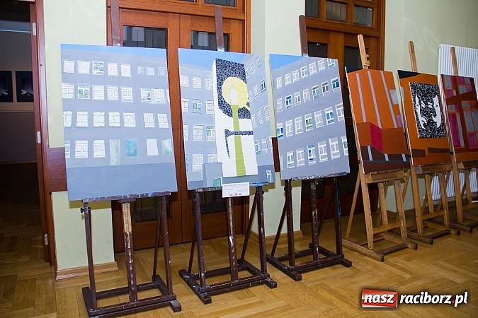 Zdjęcie w galerii na portalu naszraciborz.pl: Absolwenci edukacji artystycznej pokazali swoje prace wiadomości z regionu