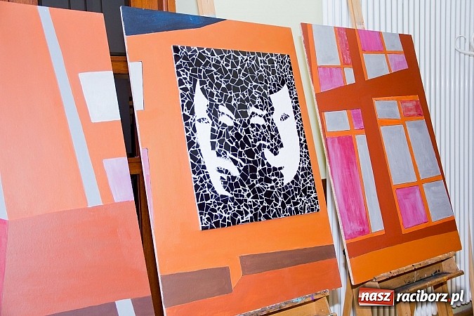 Zdjęcie w galerii na portalu naszraciborz.pl: Absolwenci edukacji artystycznej pokazali swoje prace wiadomości z regionu