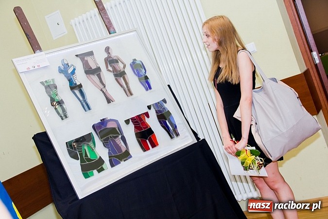 Zdjęcie w galerii na portalu naszraciborz.pl: Absolwenci edukacji artystycznej pokazali swoje prace wiadomości z regionu