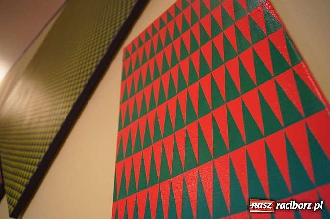 Zdjęcie w galerii na portalu naszraciborz.pl: Absolwenci edukacji artystycznej pokazali swoje prace wiadomości z regionu