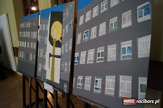 Zdjęcie w galerii na portalu naszraciborz.pl: Absolwenci edukacji artystycznej pokazali swoje prace wiadomości z regionu