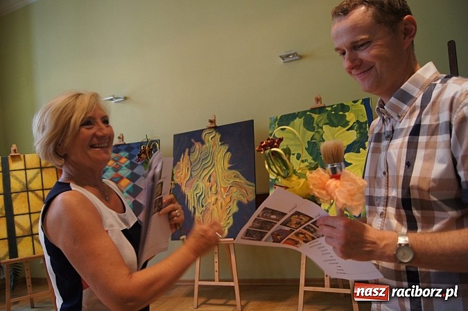 Zdjęcie w galerii na portalu naszraciborz.pl: Absolwenci edukacji artystycznej pokazali swoje prace wiadomości z regionu