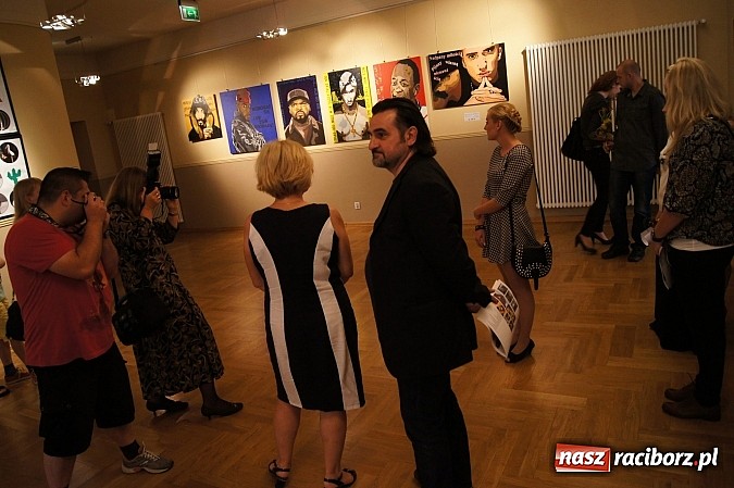 Zdjęcie w galerii na portalu naszraciborz.pl: Absolwenci edukacji artystycznej pokazali swoje prace wiadomości z regionu