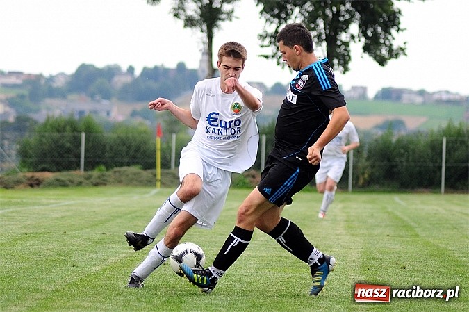 Zdjęcie w galerii na portalu naszraciborz.pl: Naprz&oacute;d Borucin z pucharem burmistrza wiadomości z regionu