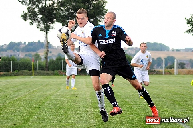 Zdjęcie w galerii na portalu naszraciborz.pl: Naprz&oacute;d Borucin z pucharem burmistrza wiadomości z regionu