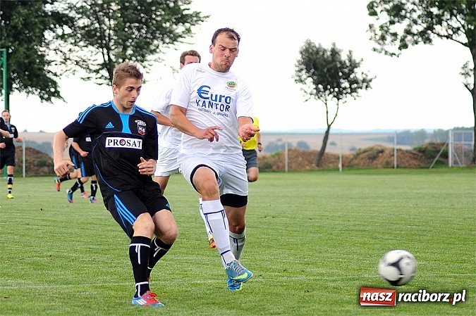 Zdjęcie w galerii na portalu naszraciborz.pl: Naprz&oacute;d Borucin z pucharem burmistrza wiadomości z regionu