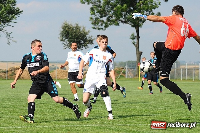 Zdjęcie w galerii na portalu naszraciborz.pl: Naprz&oacute;d Borucin z pucharem burmistrza wiadomości z regionu