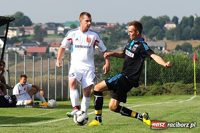 Zdjęcie w galerii na portalu naszraciborz.pl: Naprz&oacute;d Borucin z pucharem burmistrza wiadomości z regionu