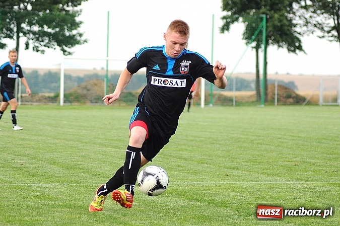 Zdjęcie w galerii na portalu naszraciborz.pl: Naprz&oacute;d Borucin z pucharem burmistrza wiadomości z regionu