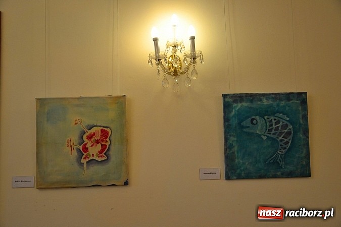 Zdjęcie w galerii na portalu naszraciborz.pl: Woskiem malowanie na Zamku Piastowskim - wernisaż wystawy wiadomości z regionu