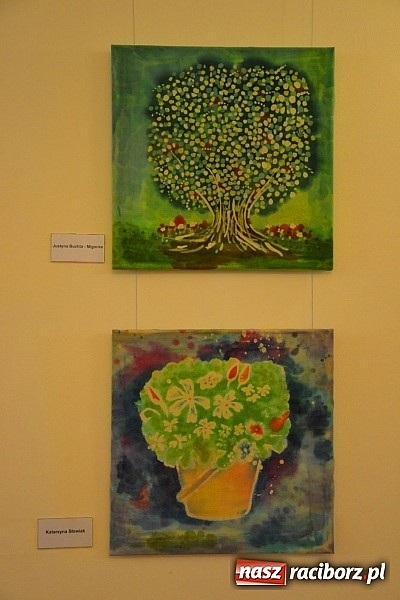 Zdjęcie w galerii na portalu naszraciborz.pl: Woskiem malowanie na Zamku Piastowskim - wernisaż wystawy wiadomości z regionu