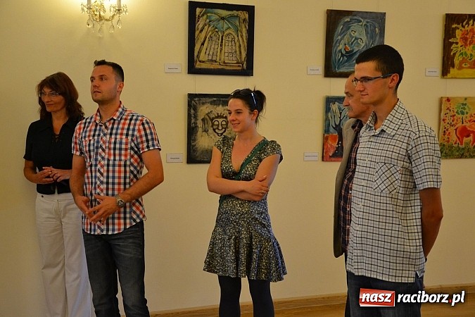 Zdjęcie w galerii na portalu naszraciborz.pl: Woskiem malowanie na Zamku Piastowskim - wernisaż wystawy wiadomości z regionu