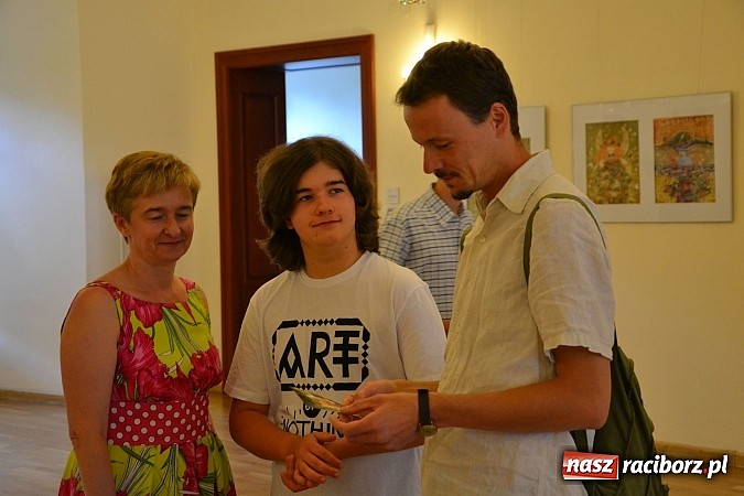 Zdjęcie w galerii na portalu naszraciborz.pl: Woskiem malowanie na Zamku Piastowskim - wernisaż wystawy wiadomości z regionu