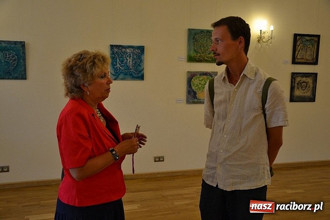 Zdjęcie w galerii na portalu naszraciborz.pl: Woskiem malowanie na Zamku Piastowskim - wernisaż wystawy wiadomości z regionu