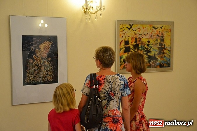 Zdjęcie w galerii na portalu naszraciborz.pl: Woskiem malowanie na Zamku Piastowskim - wernisaż wystawy wiadomości z regionu