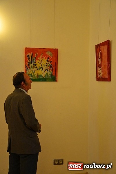 Zdjęcie w galerii na portalu naszraciborz.pl: Woskiem malowanie na Zamku Piastowskim - wernisaż wystawy wiadomości z regionu