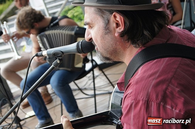 Zdjęcie w galerii na portalu naszraciborz.pl: Kapela Kaziuka wystąpiła dla raciborzan w Parku Roth wiadomości z regionu