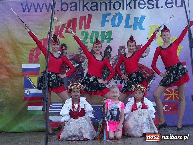 Zdjęcie w galerii na portalu naszraciborz.pl: Arabeska z Zawady Książęcej na występach w Bułgarii  wiadomości z regionu