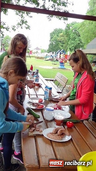 Zdjęcie w galerii na portalu naszraciborz.pl: Młodzież z Krzanowic na biwaku w Szymocicach wiadomości z regionu