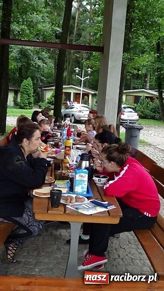 Zdjęcie w galerii na portalu naszraciborz.pl: Młodzież z Krzanowic na biwaku w Szymocicach wiadomości z regionu