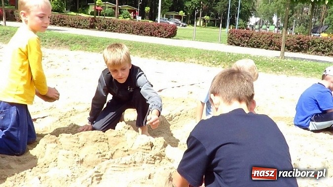 Zdjęcie w galerii na portalu naszraciborz.pl: Młodzież z Krzanowic na biwaku w Szymocicach wiadomości z regionu