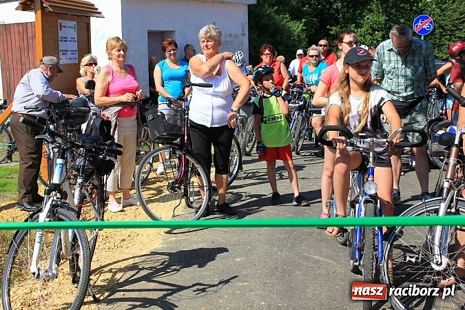 Zdjęcie w galerii na portalu naszraciborz.pl: Otwarto nową ścieżkę rowerową w Borucinie! wiadomości z regionu