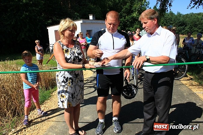 Zdjęcie w galerii na portalu naszraciborz.pl: Otwarto nową ścieżkę rowerową w Borucinie! wiadomości z regionu