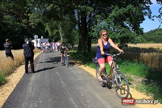 Zdjęcie w galerii na portalu naszraciborz.pl: Otwarto nową ścieżkę rowerową w Borucinie! wiadomości z regionu