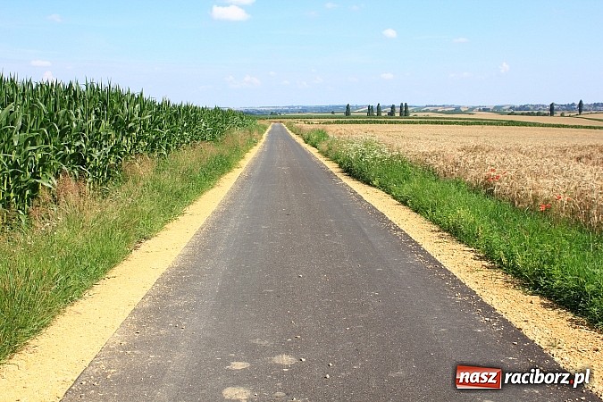 Zdjęcie w galerii na portalu naszraciborz.pl: Otwarto nową ścieżkę rowerową w Borucinie! wiadomości z regionu