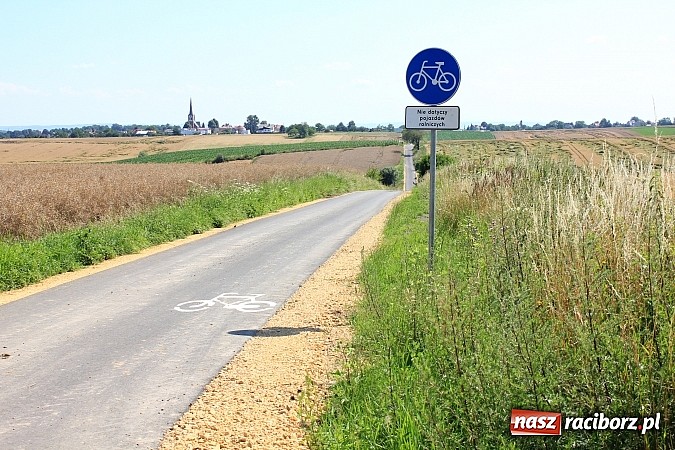 Zdjęcie w galerii na portalu naszraciborz.pl: Otwarto nową ścieżkę rowerową w Borucinie! wiadomości z regionu