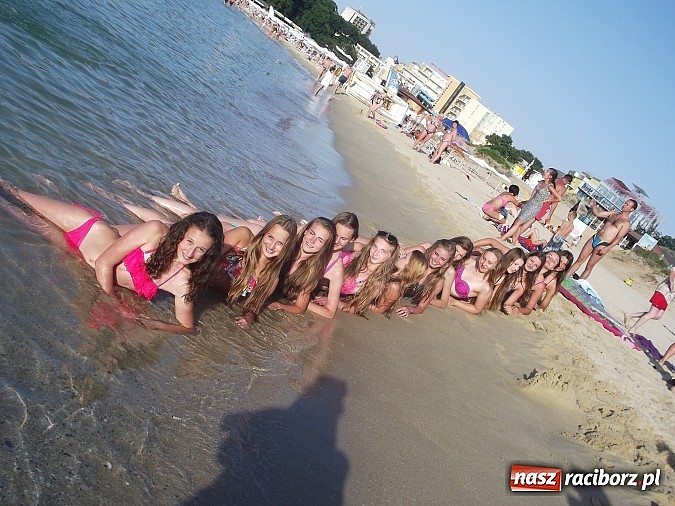 Zdjęcie w galerii na portalu naszraciborz.pl: Tancerze Źródła wrócili z festiwalu w Bułgarii wiadomości z regionu