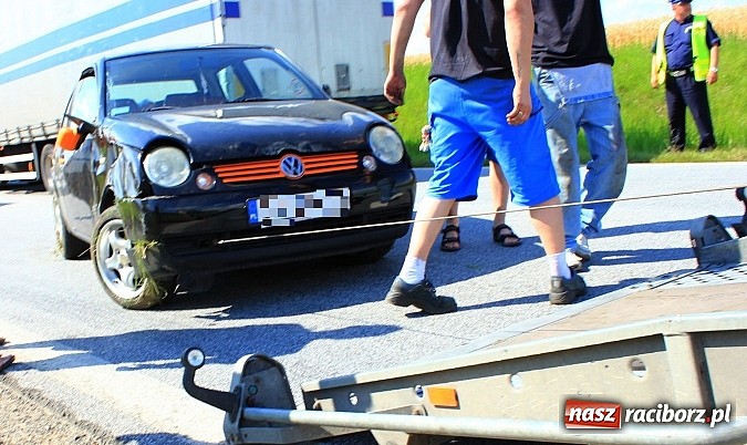 Zdjęcie w galerii na portalu naszraciborz.pl: Szonowice: ciężarowe volvo zderzyło się z lupo wiadomości z regionu