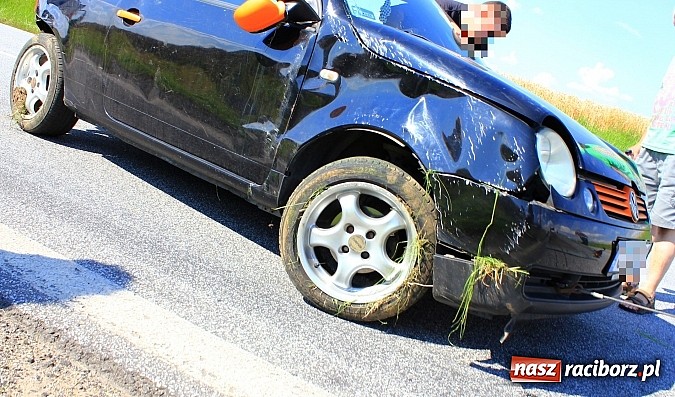 Zdjęcie w galerii na portalu naszraciborz.pl: Szonowice: ciężarowe volvo zderzyło się z lupo wiadomości z regionu