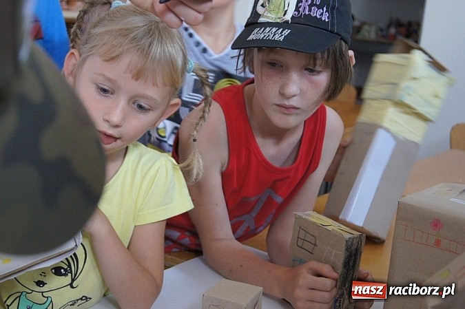 Zdjęcie w galerii na portalu naszraciborz.pl: O ekologii na warsztatach w GCK w Nędzy wiadomości z regionu