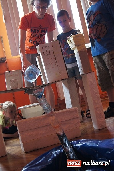 Zdjęcie w galerii na portalu naszraciborz.pl: O ekologii na warsztatach w GCK w Nędzy wiadomości z regionu