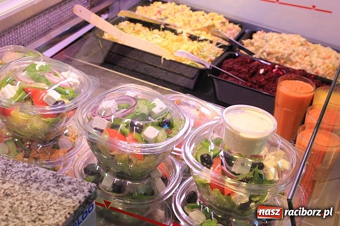 Zdjęcie w galerii na portalu naszraciborz.pl: Wielkie otwarcie Bistro E. Janety przy Opawskiej. Smaczny obiad na wyciągnięcie ręki wiadomości z regionu