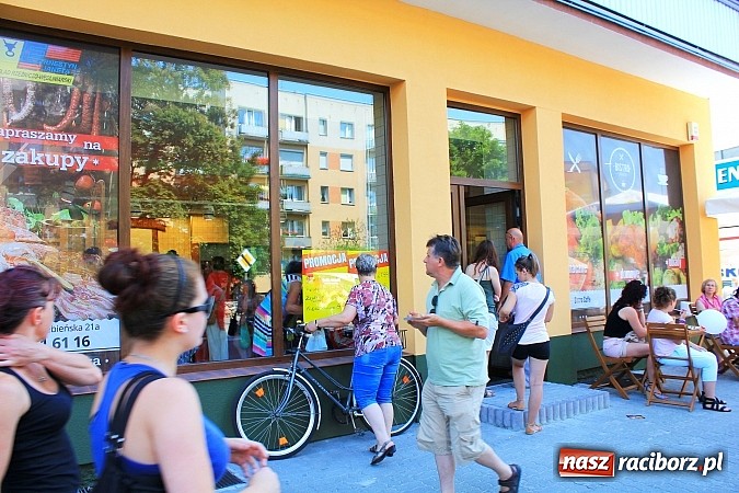 Zdjęcie w galerii na portalu naszraciborz.pl: Wielkie otwarcie Bistro E. Janety przy Opawskiej. Smaczny obiad na wyciągnięcie ręki wiadomości z regionu