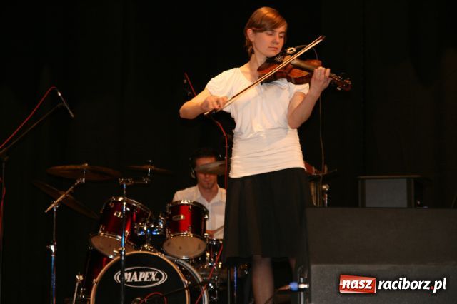 Zdjęcie w galerii na portalu naszraciborz.pl: UNITAS IN VERITATE - kolejni laureaci  wiadomości z regionu