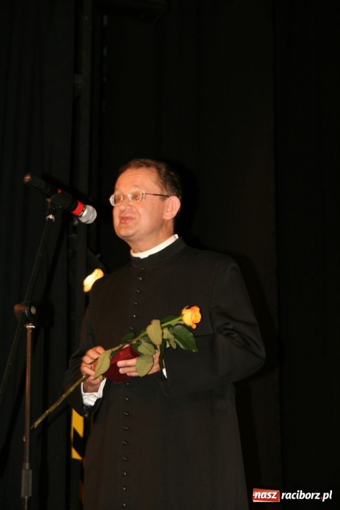 Zdjęcie w galerii na portalu naszraciborz.pl: UNITAS IN VERITATE - kolejni laureaci  wiadomości z regionu