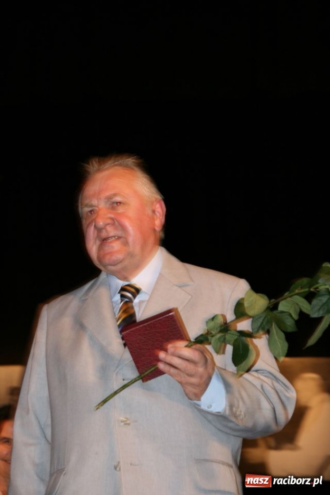 Zdjęcie w galerii na portalu naszraciborz.pl: UNITAS IN VERITATE - kolejni laureaci  wiadomości z regionu