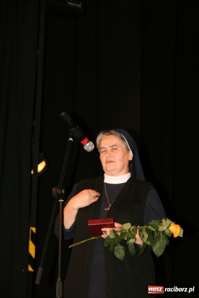 Zdjęcie w galerii na portalu naszraciborz.pl: UNITAS IN VERITATE - kolejni laureaci  wiadomości z regionu