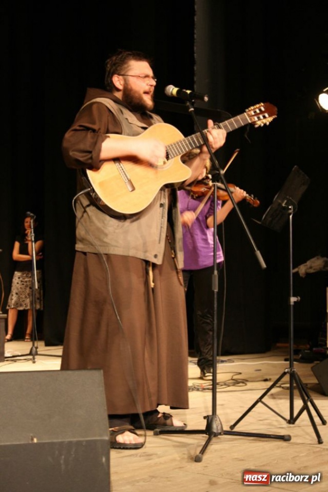 Zdjęcie w galerii na portalu naszraciborz.pl: UNITAS IN VERITATE - kolejni laureaci  wiadomości z regionu