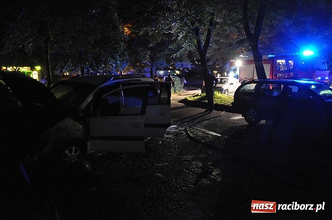 Zdjęcie w galerii na portalu naszraciborz.pl: Zatrzymano 31-latka mogącego mieć związek z pożarem opla na Katowickiej! wiadomości z regionu