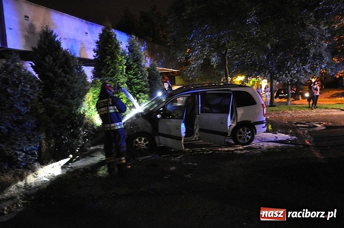 Zdjęcie w galerii na portalu naszraciborz.pl: Zatrzymano 31-latka mogącego mieć związek z pożarem opla na Katowickiej! wiadomości z regionu