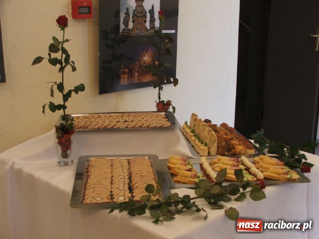 Zdjęcie w galerii na portalu naszraciborz.pl: Złote gody NOWOCZESNEJ wiadomości z regionu