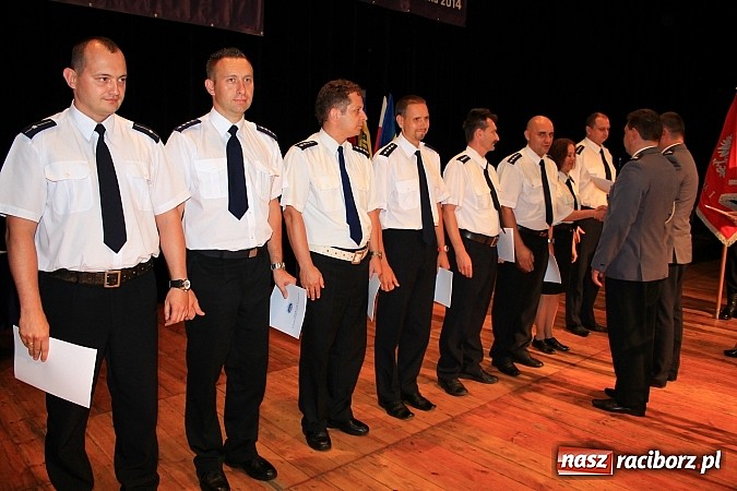 Zdjęcie w galerii na portalu naszraciborz.pl: Powiatowe Święto Policji w Kuźni Raciborskiej. 83 policjant&oacute;w otrzymało awanse wiadomości z regionu