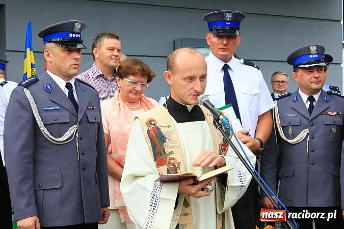 Zdjęcie w galerii na portalu naszraciborz.pl: Powiatowe Święto Policji w Kuźni Raciborskiej. 83 policjant&oacute;w otrzymało awanse wiadomości z regionu