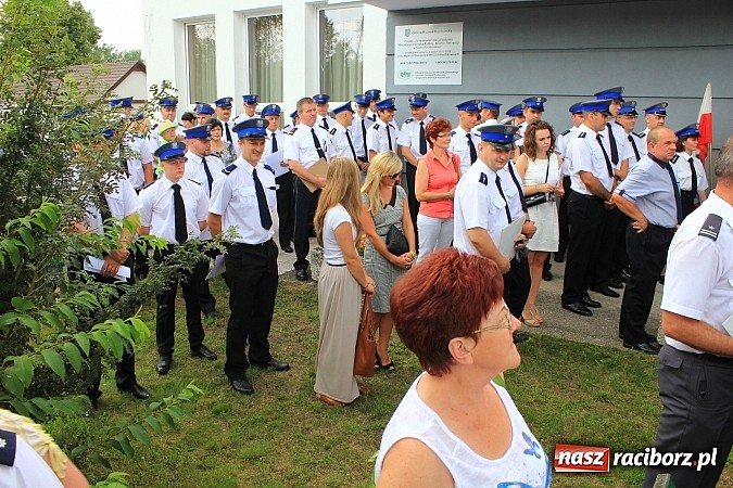 Zdjęcie w galerii na portalu naszraciborz.pl: Powiatowe Święto Policji w Kuźni Raciborskiej. 83 policjant&oacute;w otrzymało awanse wiadomości z regionu